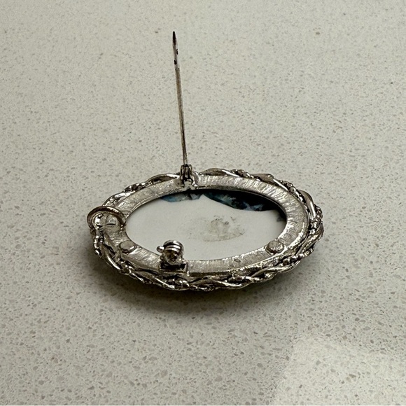 Vintage Lighthouse Brooch Pendant Silver Tone Ceramic - Picture 4 of 7